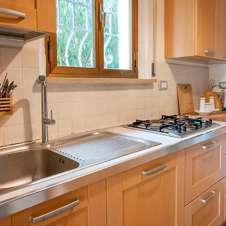 N269 - Numana, Singola Quadrilocale Con Giardino Numana