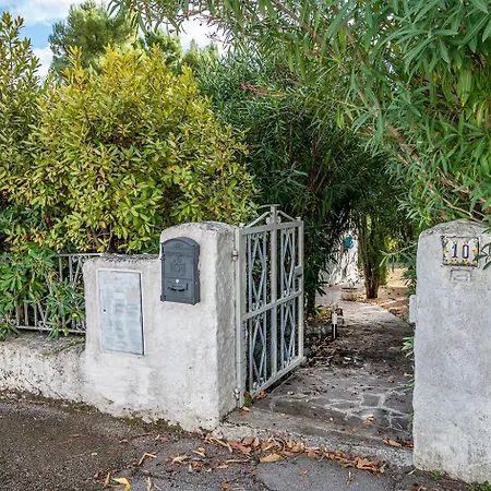 N269 - Numana, Singola Quadrilocale Con Giardino