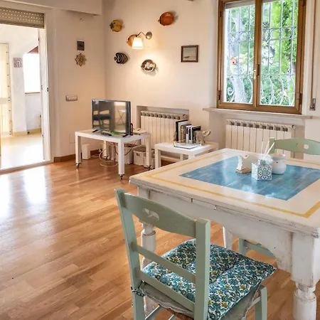 N269 - Numana, Singola Quadrilocale Con Giardino